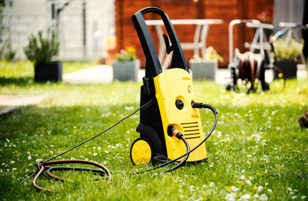 Animal Enclosure Cleaning in Robinson, TX